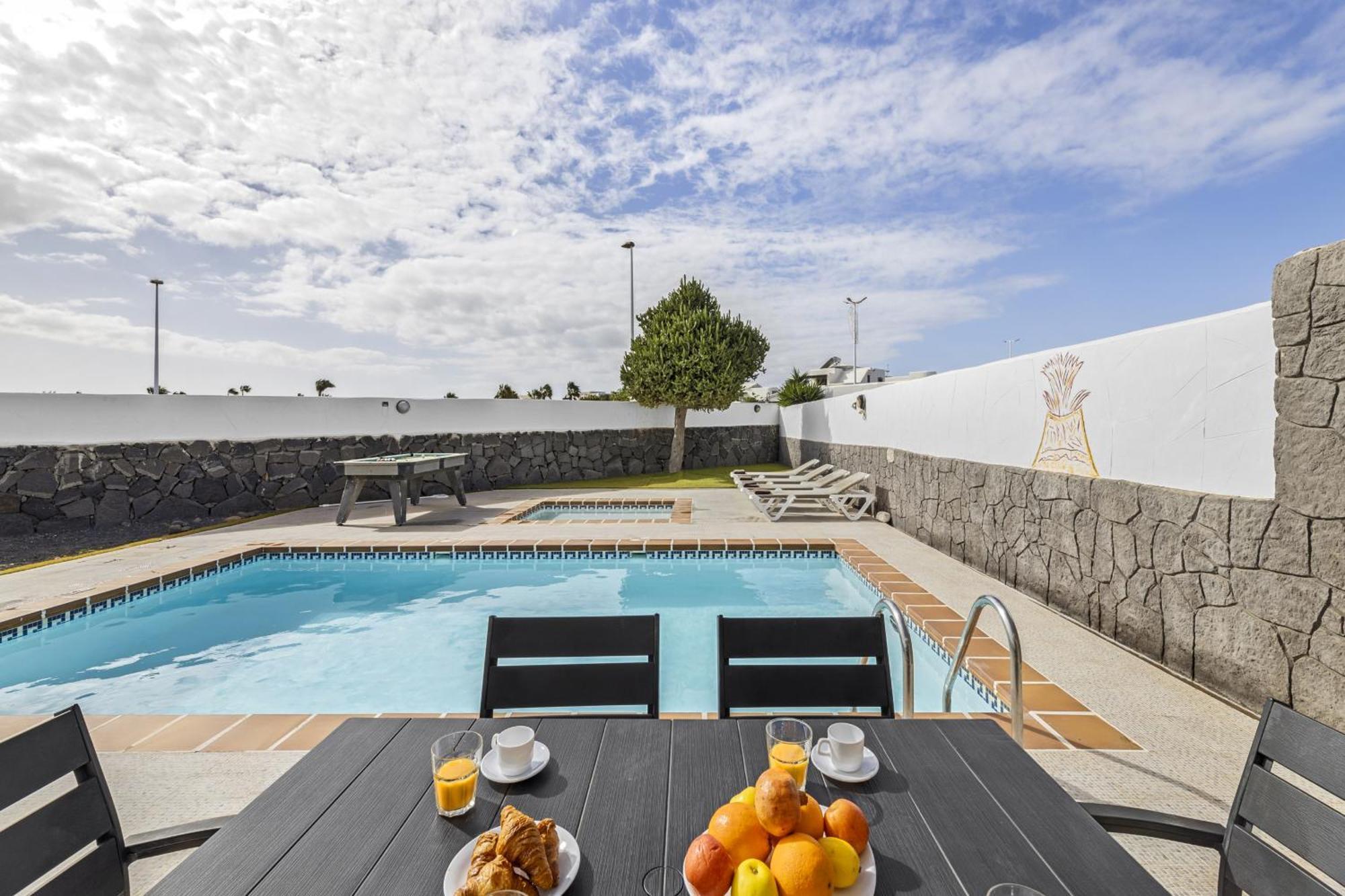 Villa Bezanilla - Vipvipvillas