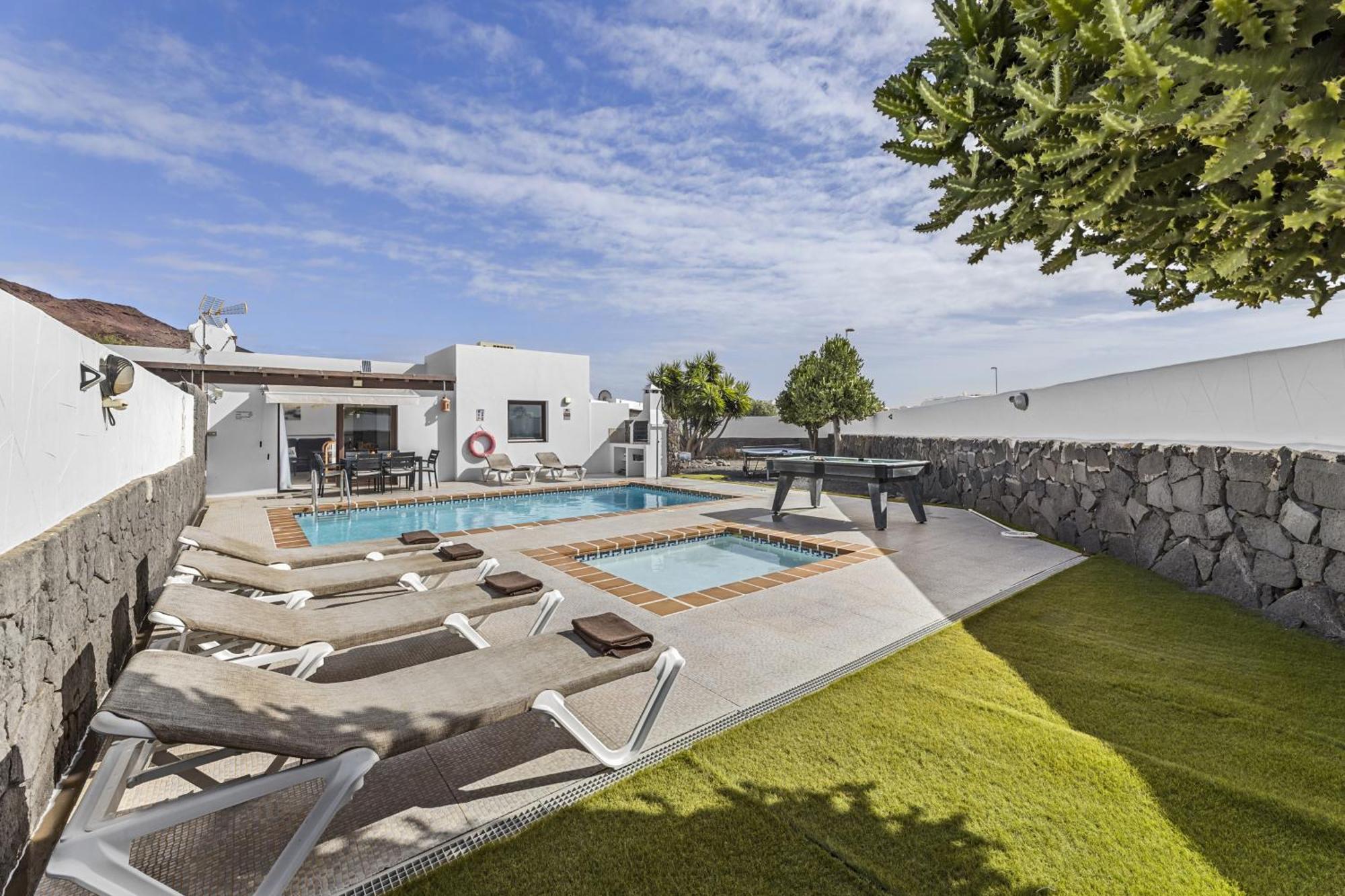 Villa Bezanilla - Vipvipvillas