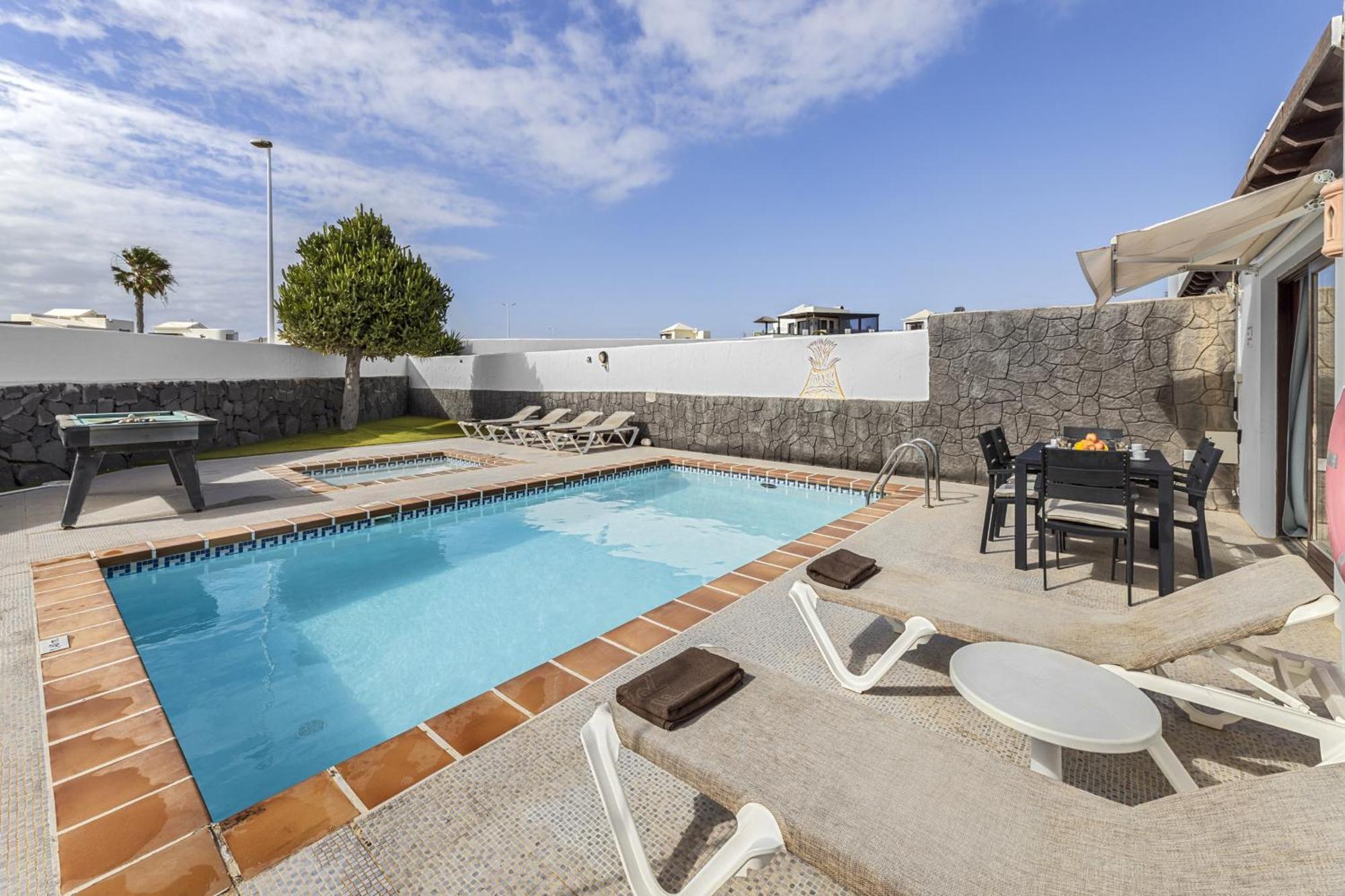 Bezanilla - Vipvipvillas Villa Playa Blanca (Lanzarote)